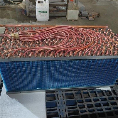 Bình ngưng ống đồng màu xanh kích thước lớn